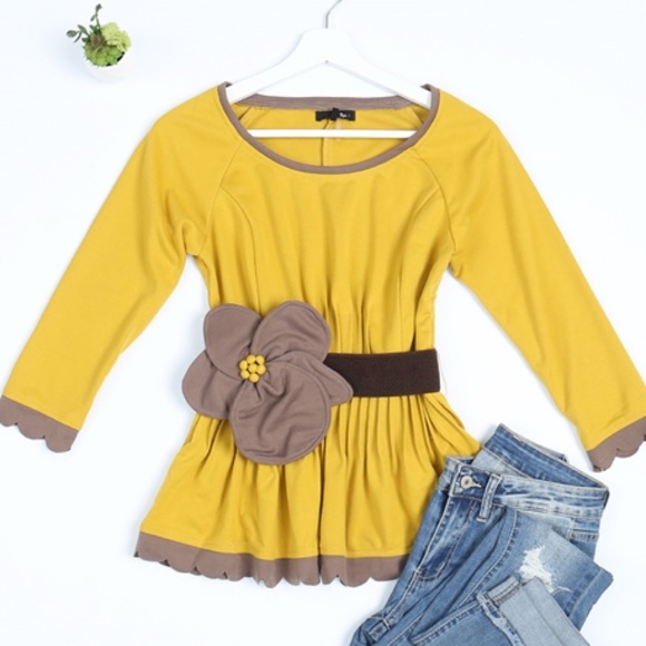 155-2 Ryu A’reve Bold Floral Detail Ruched Knit Top Mustard Brown Round Neck - Picture 4 of 5